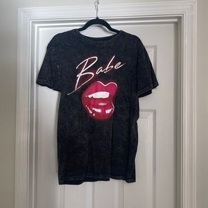 Babe tshirt